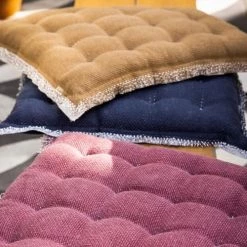 Dutch Decor Housses De Chaises Et Galettes De Chaises Galette De Chaise Marron En Coton 40x40 Cm Uni -Housses de canapé Soldes galette de chaise marron en coton 40x40 cm uni 3